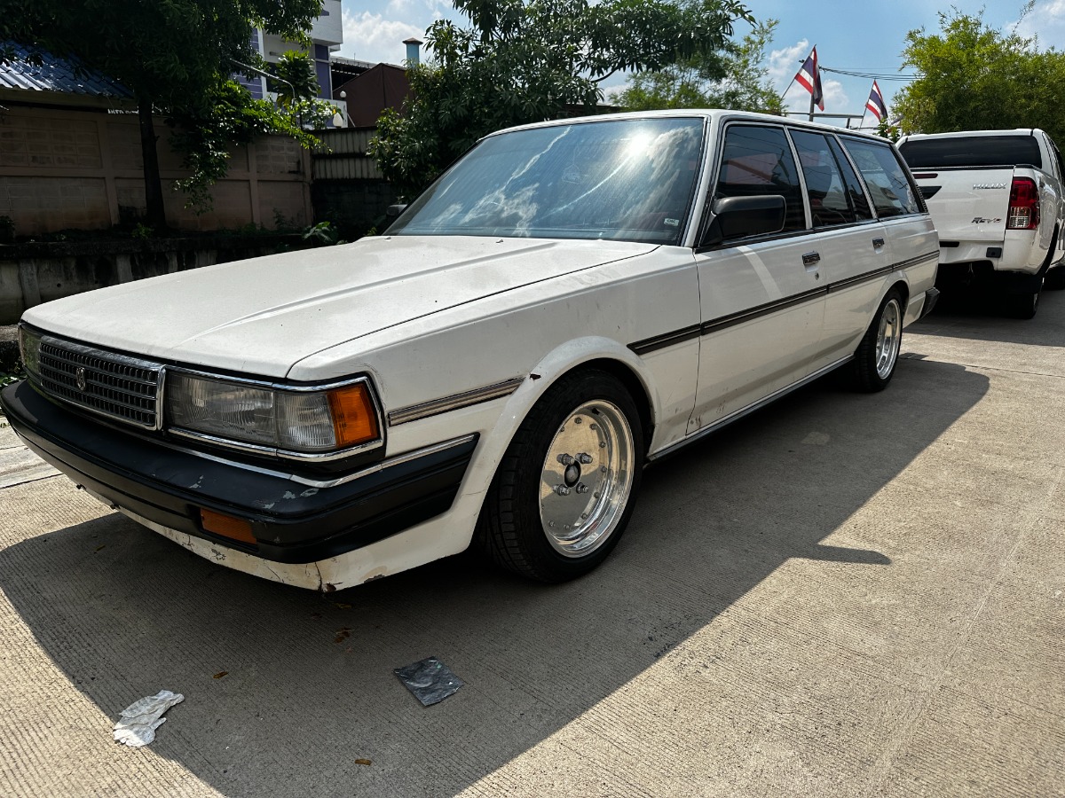 1990 Toyota Cressida Image 1